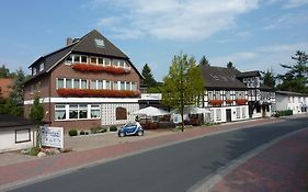 Akzent Hotel Zur Wasserburg - Hotel Garni Bed & Breakfast