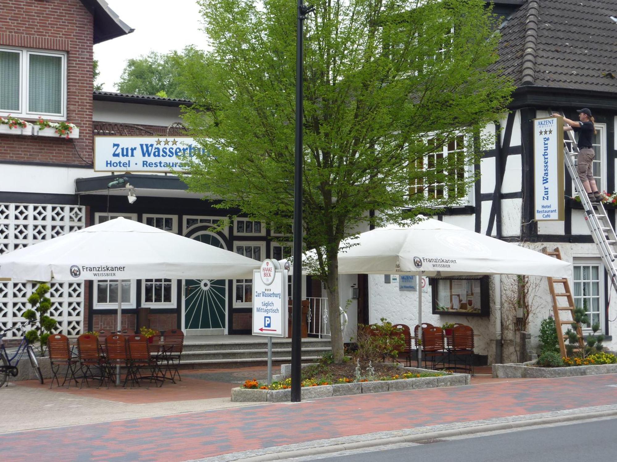 Akzent Hotel Zur Wasserburg - Hotel Garni Bed & Breakfast Harpstedt Exterior photo