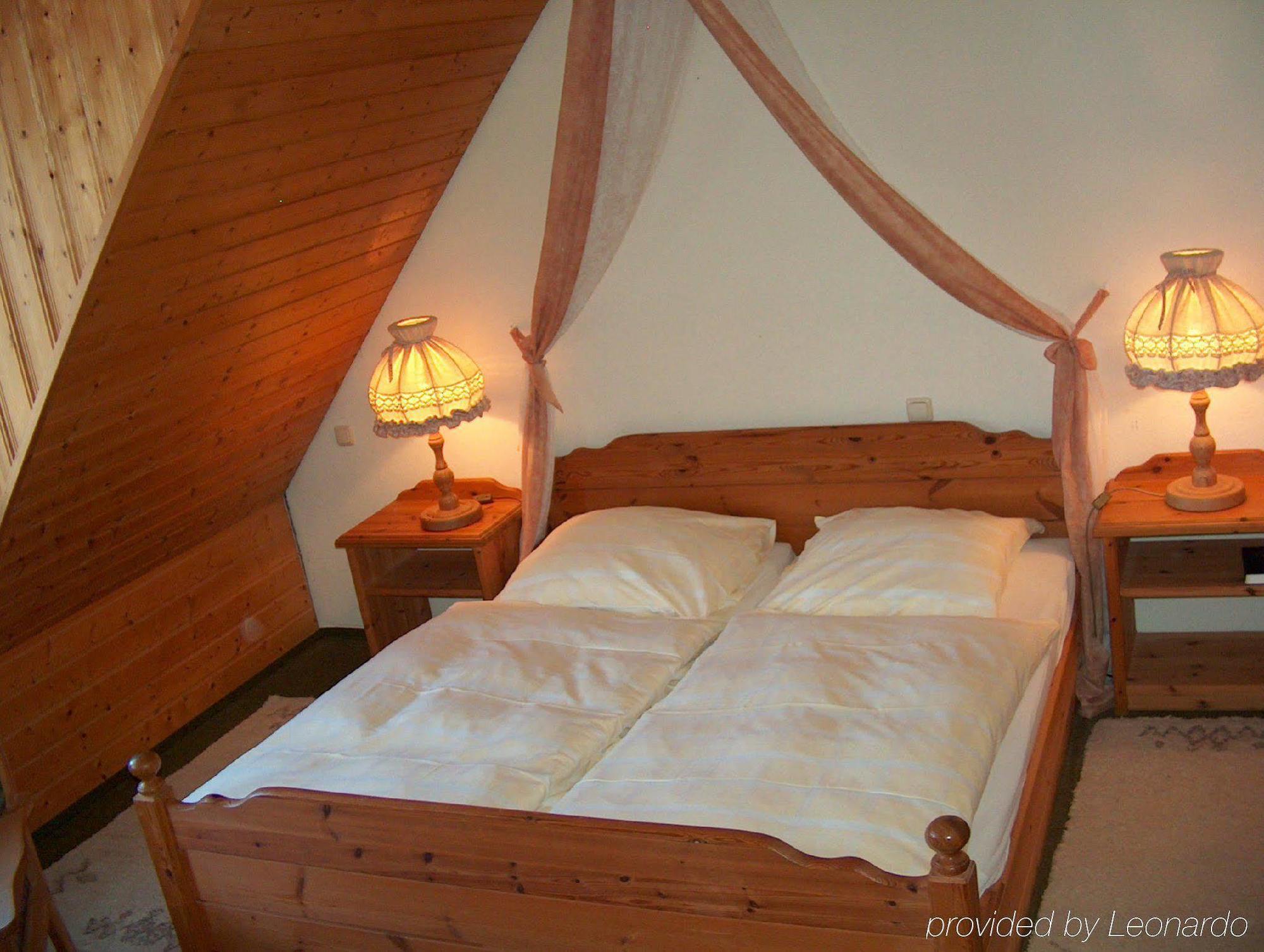 Akzent Hotel Zur Wasserburg - Hotel Garni Bed & Breakfast Harpstedt Room photo