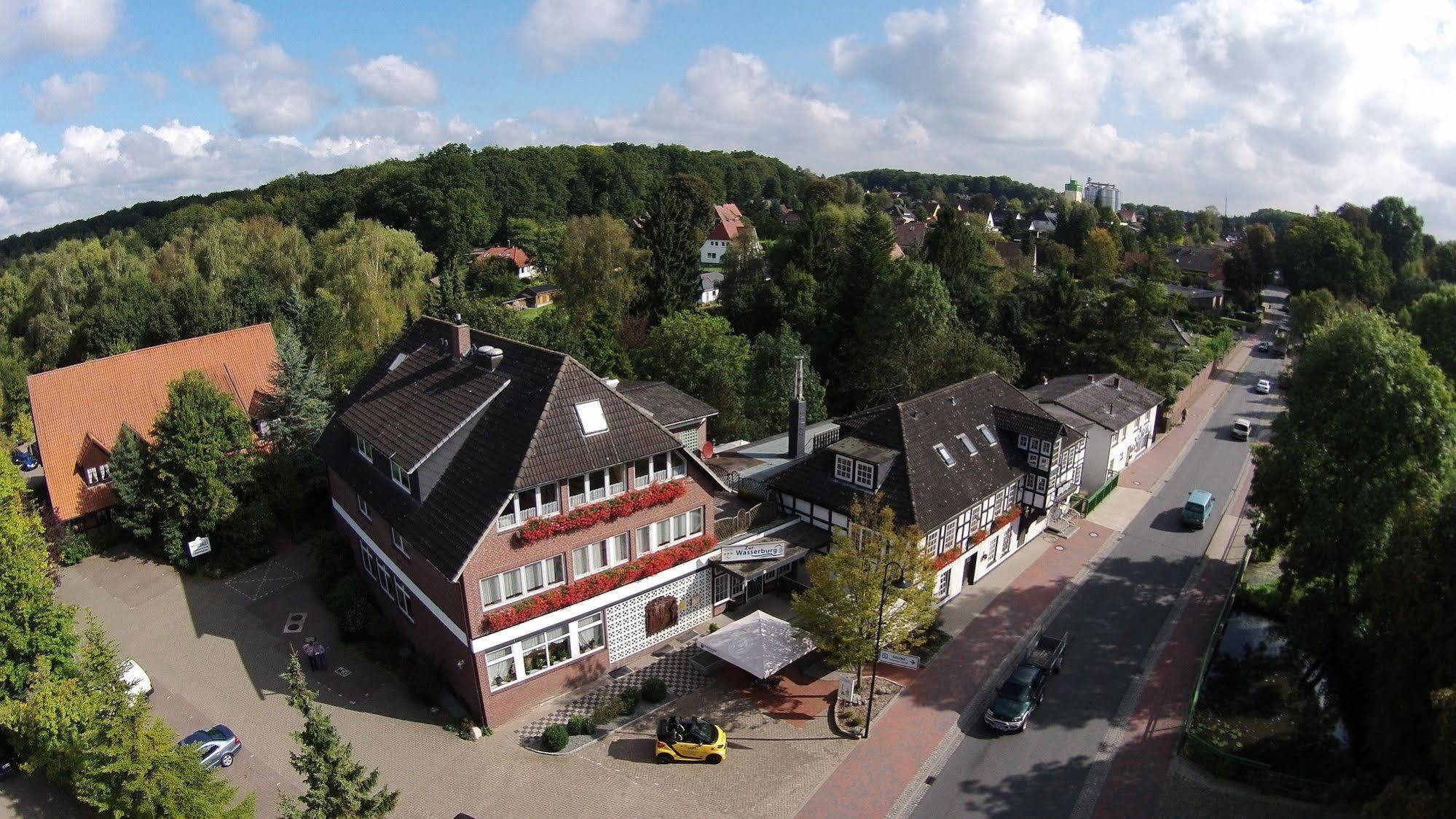 Akzent Hotel Zur Wasserburg - Hotel Garni Bed & Breakfast Harpstedt Exterior photo